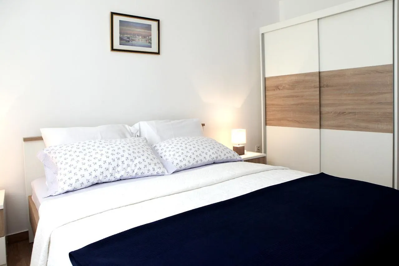 Apartments Marina-Mare بوريتش